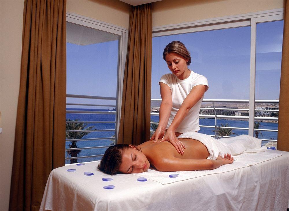 Leonardo Plaza Hotel 4*